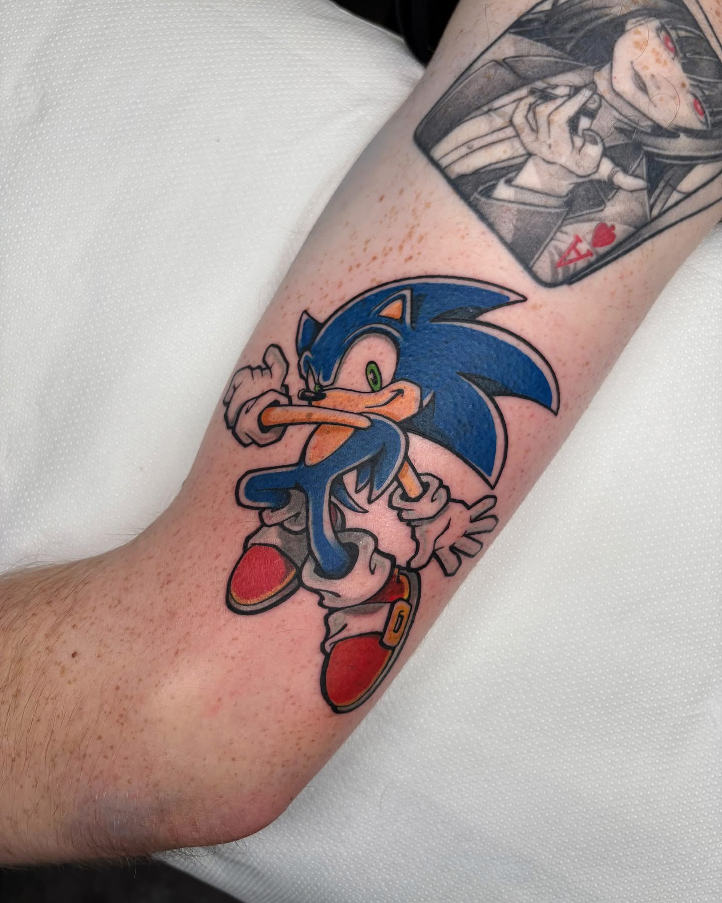 Kolorowy Sonic the Hedgehog